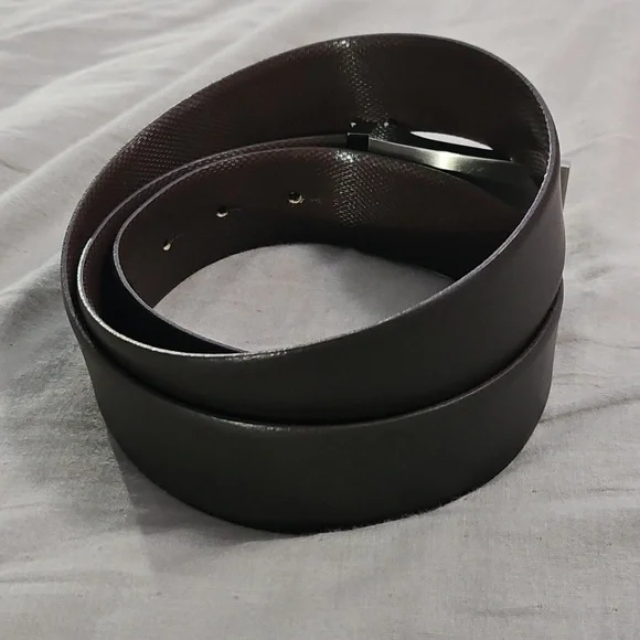 Hugo Boss Reversible Belt - Picture 4 of 4